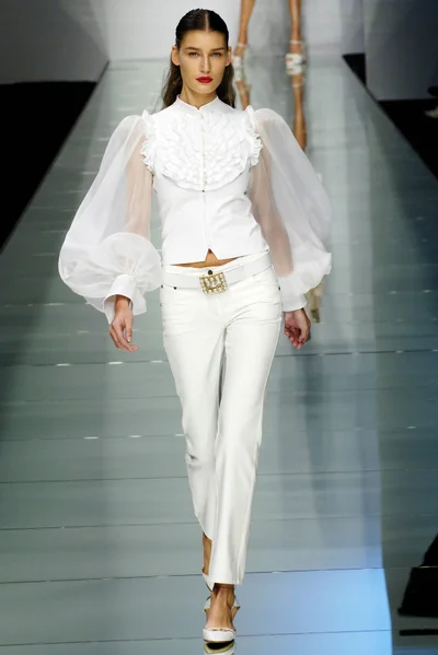 Look 11